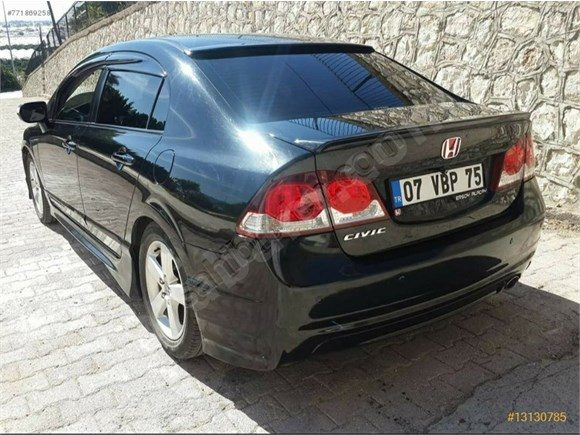 Honda Civic FD6 Cam Üstü Spoiler Cam Kapağı Fiberglass