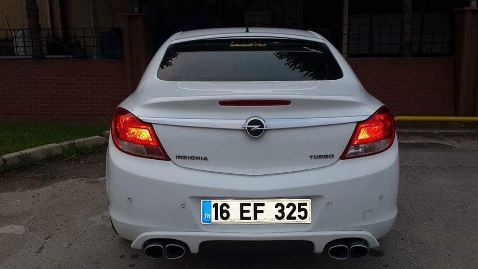 Opel Insignia Difüzör Görünümlü Karlık