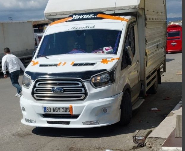 Ford Transit T-18 Ön Tampon Kısa Erasisli Model