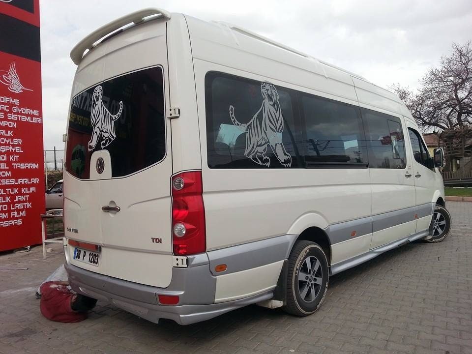 Volkswagen Crafter 2006-2018 Ayaklı Anatomik Spoiler Fiberglass