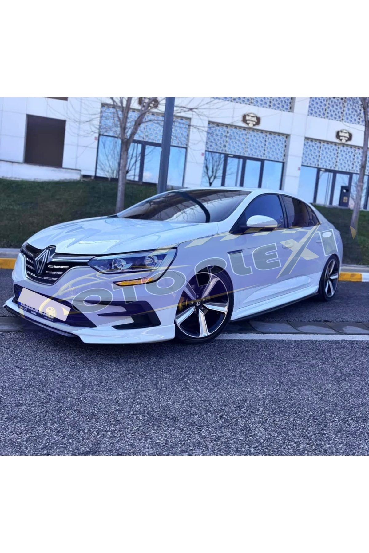 Renault Megane Ön Karlık Megane 4 Ön Tampon Eki Ön Karlık 2016-2022 Boyasız
