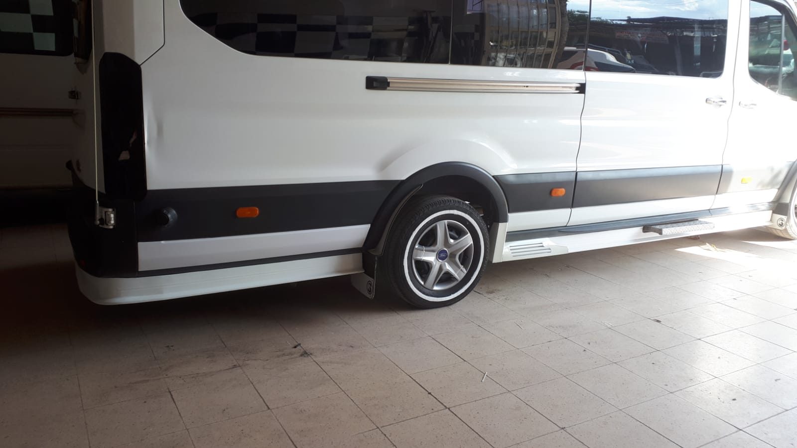 Ford Transit T-18 Marşpiyel + Arka Karlık