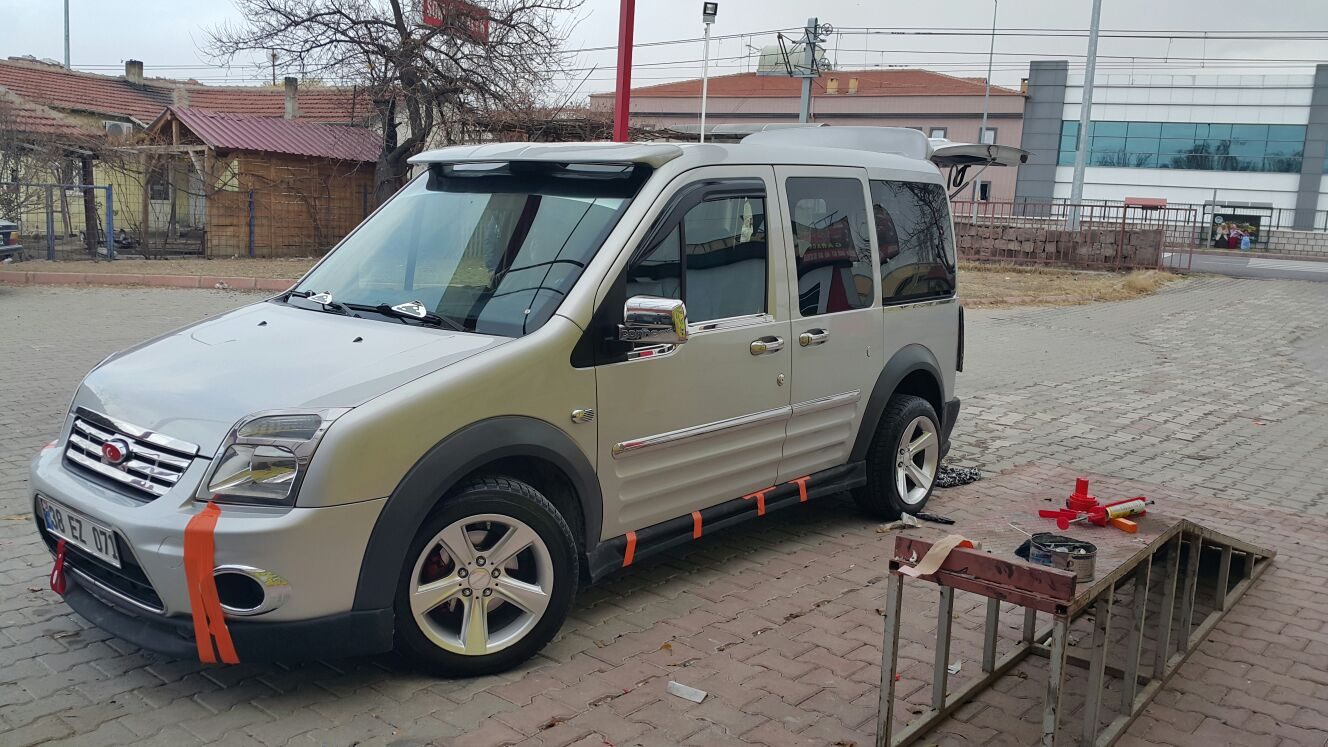 Ford Connect 2002-2014 Fiber Marşpiyel +güneşlik