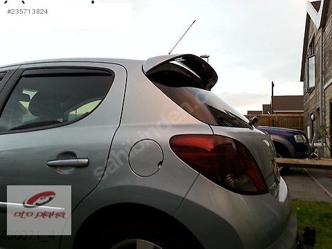 Peugeot 207 Cam Üstü Spoiler Fiberglass (ışık Yok)