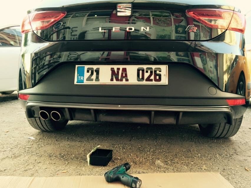 Seat Leon 2013-2018 Fr Arka Tampon Difüzör Fiberglass