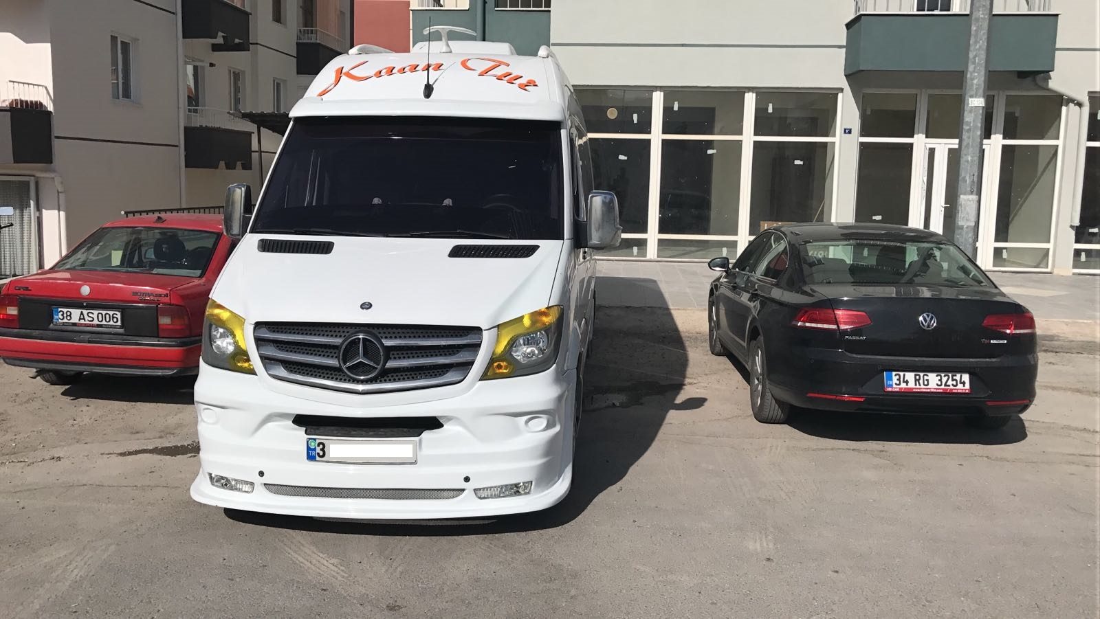 Mercedes-Benz Sprinter 316 Ön Cam Güneşlik Fiberflass