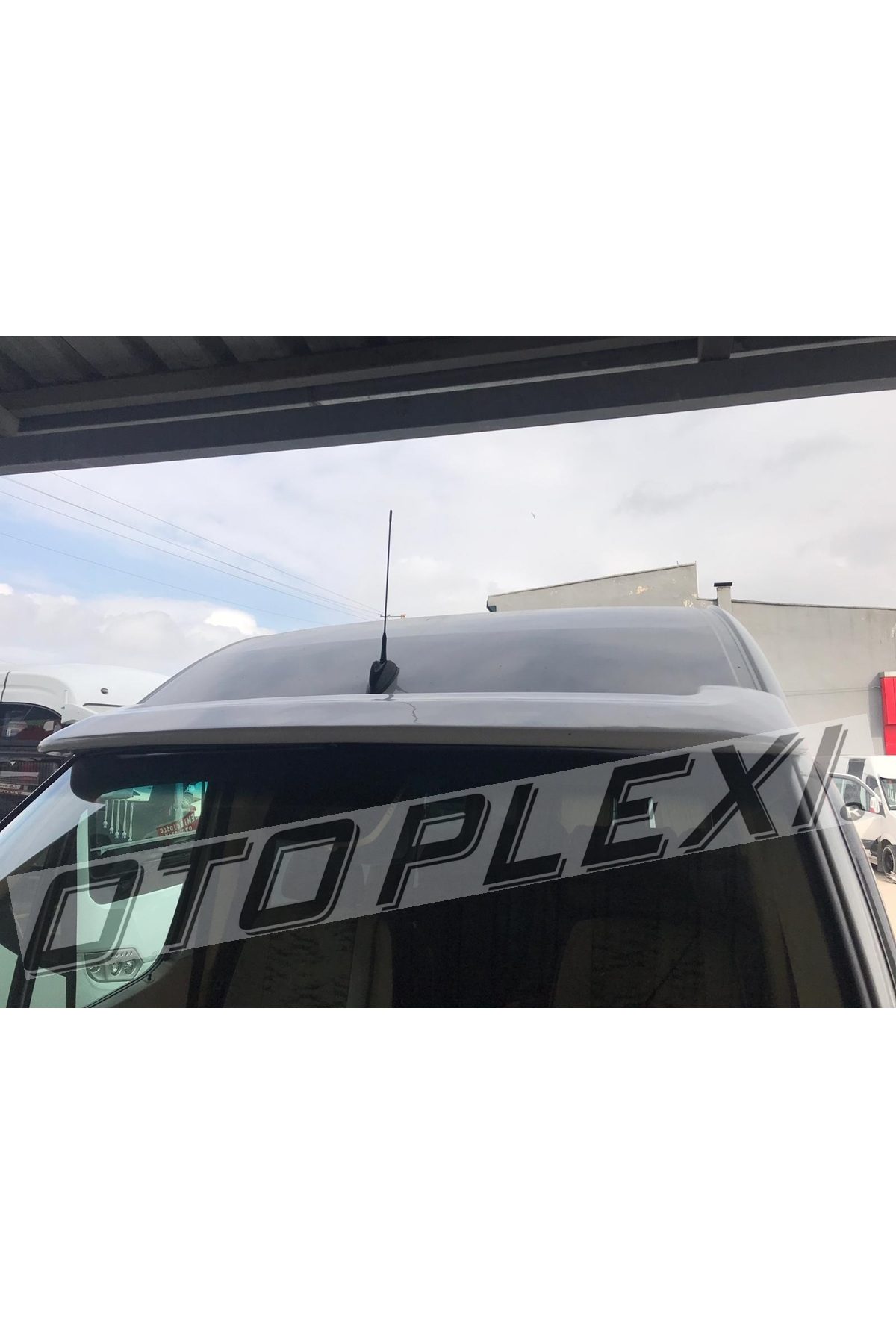 Volkswagen Crafter Ön Şapka Güneşlik Ön Kep Astarlı Boyasız 2019-2026