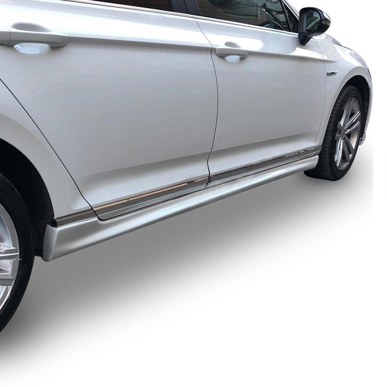 Volkswagen Passat B8 Marşpiyel Takım