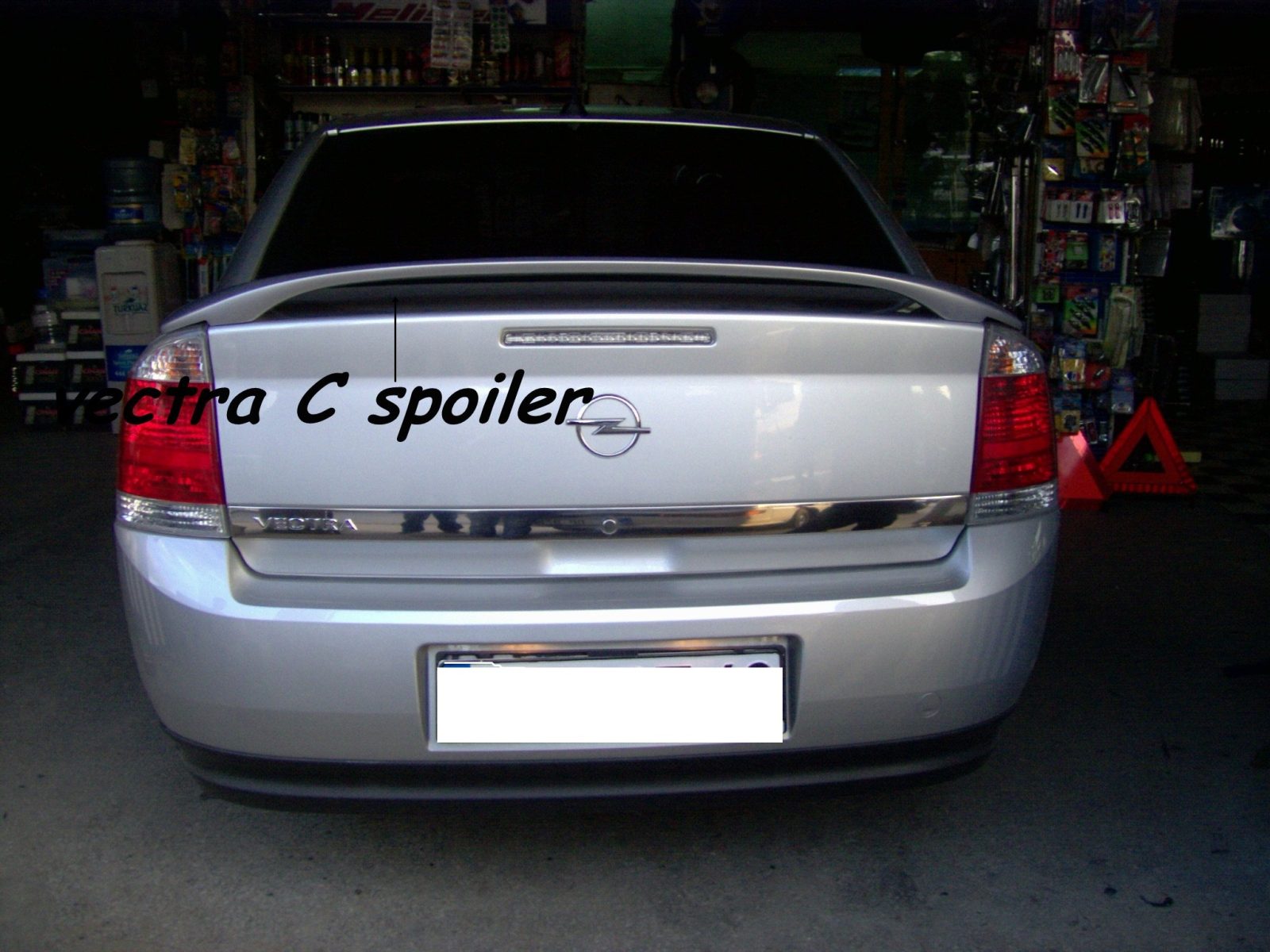 Opel Vectra C Spoiler Ayaklı Işıksız Fiberglass