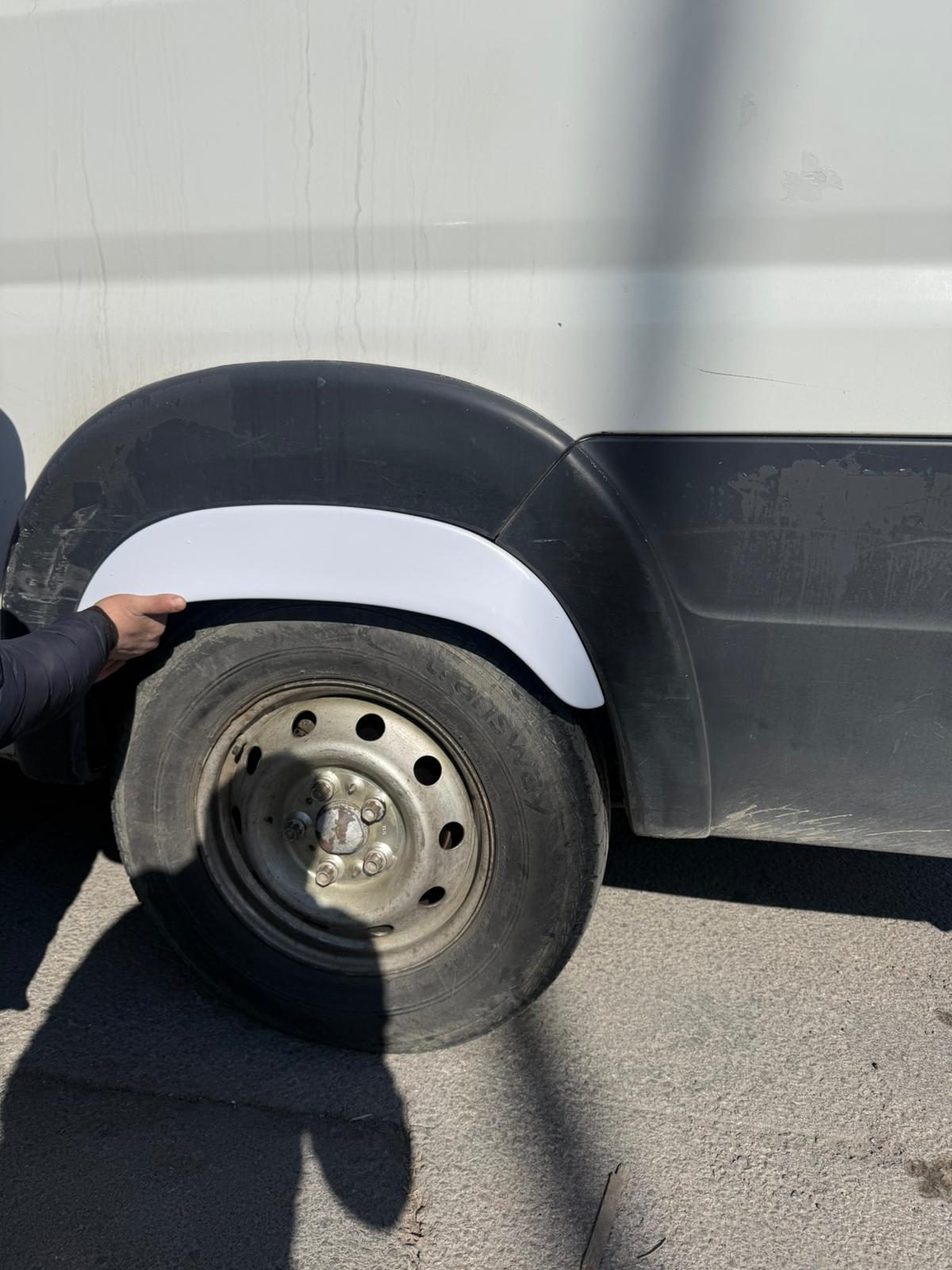 Fiat Ducato Arka Çamurluk Ağzı Plastik (renk Uyumu İçin Boya Gerektirir)