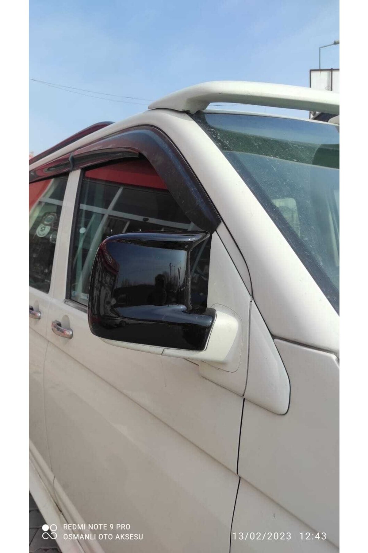 Volkswagen Caddy Eski Mod. Yarasa Ayna Kapağı Abs Plastik Beyaz/ Siyah Uyumlu