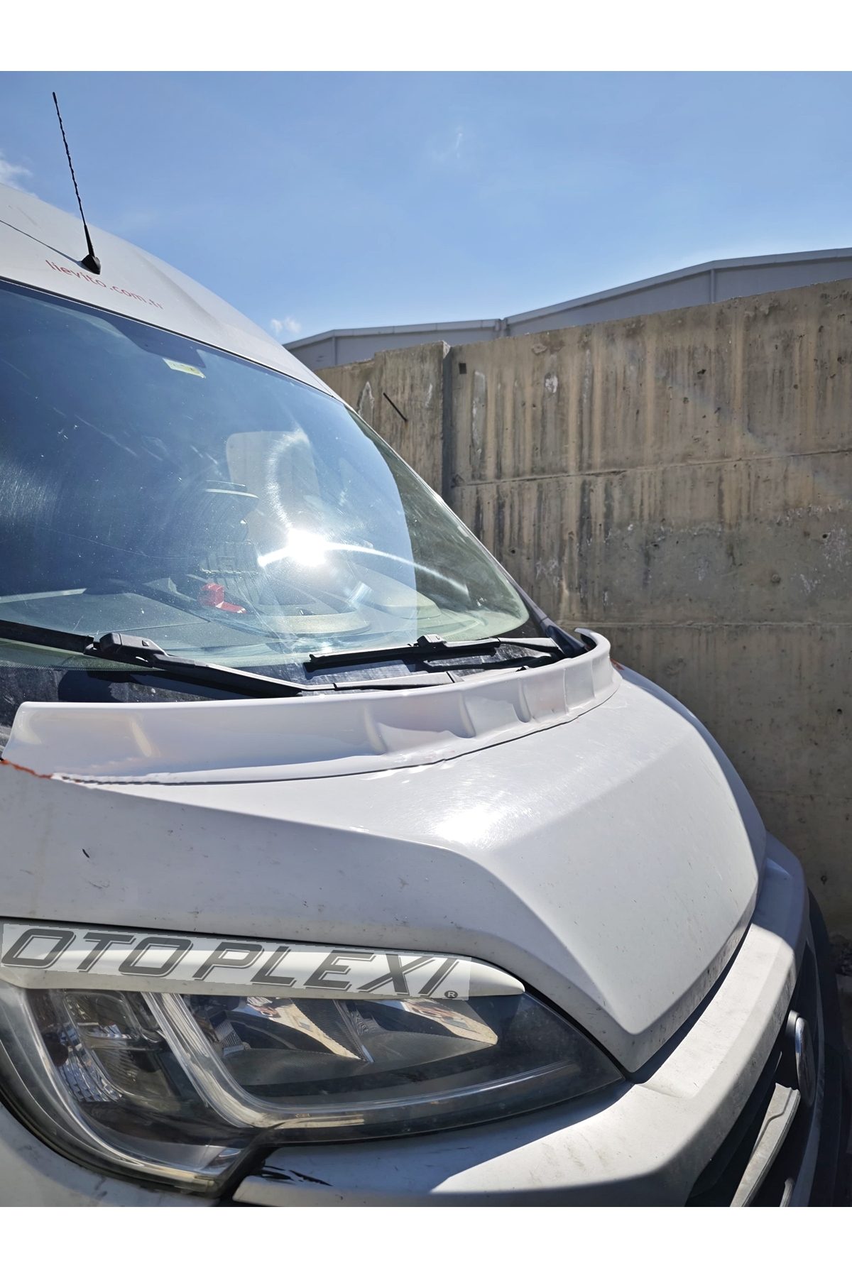 Fiat Ducato Silgeç Gizleyici Silgi Gizleyici Beyaz Boyalı Plastik 2015-25