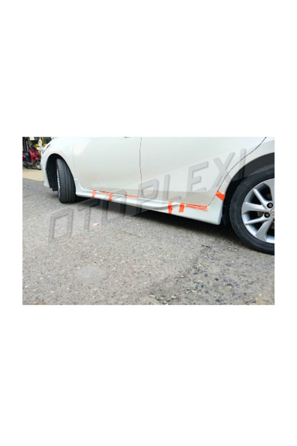 Toyota Corolla 2013-2019 Marşpiyel Takımı Boyasız
